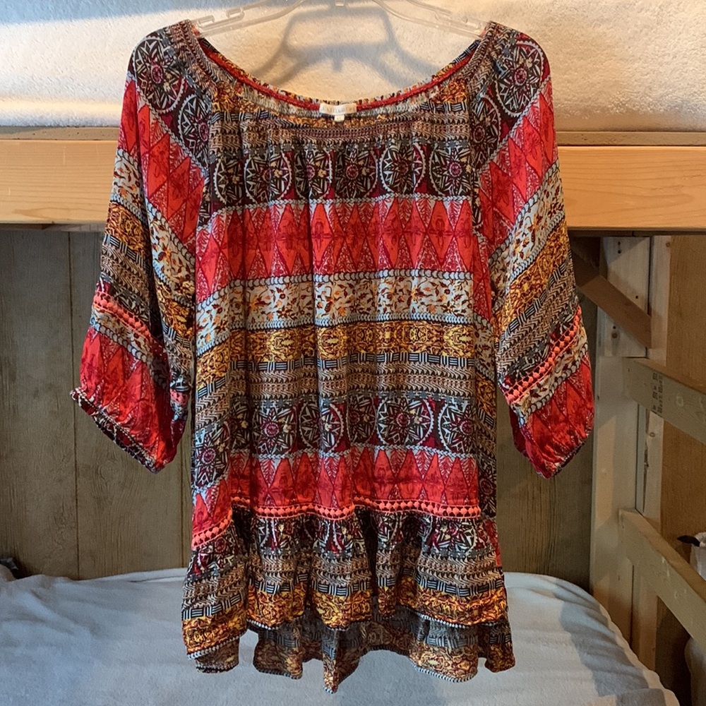 Latitude 10 degrees Boho Geometric Ruffle Hem Tunic Top XL